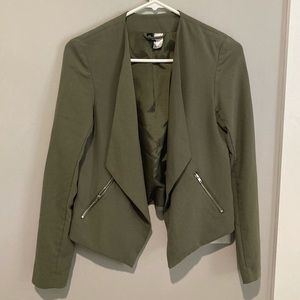 Express Olive Green Lightweight Blazer. Normal wear. Women’s size 4.